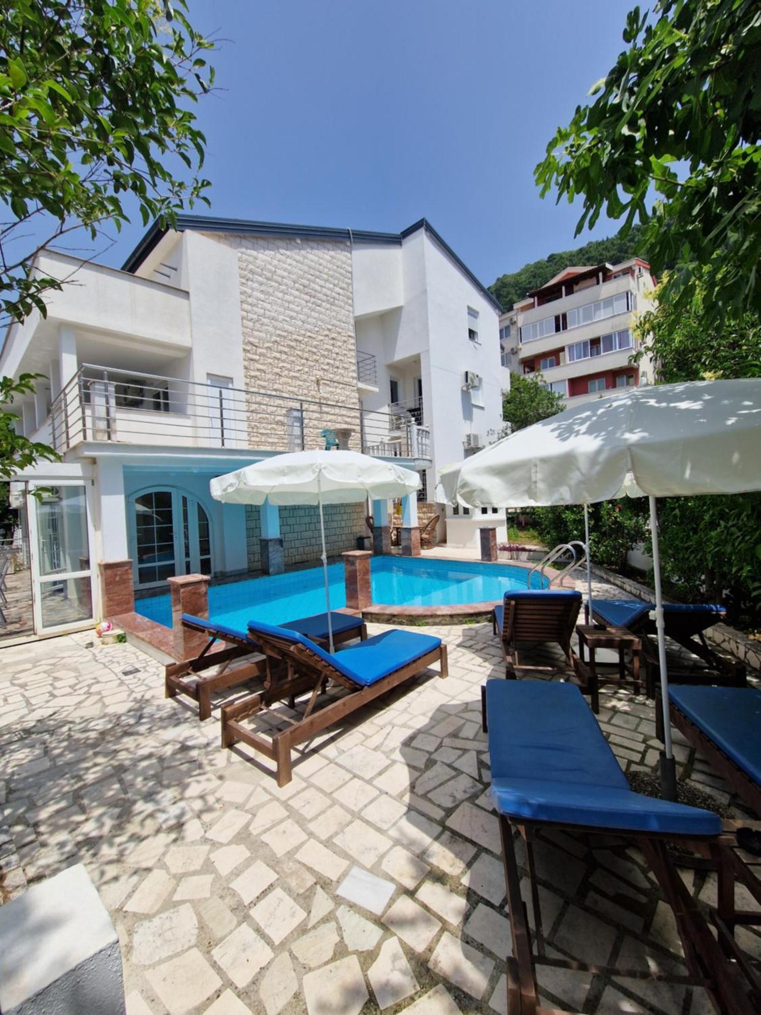 בודווה Villa Golf מראה חיצוני תמונה